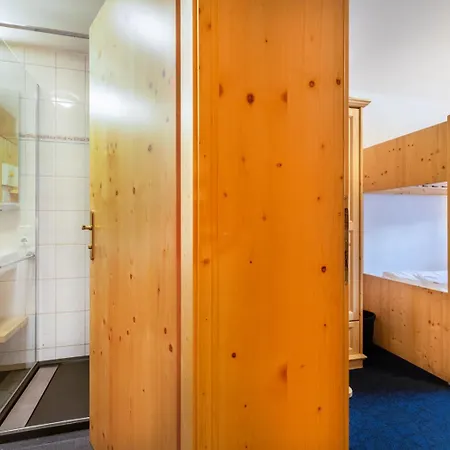 Schoeneben Om Utens Ferienhaus
