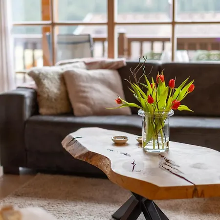 Vakantiehuis Schoeneben Om Utens Wald im Pinzgau