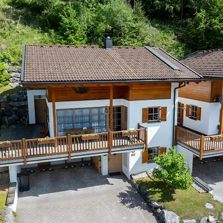 Holiday home Schoeneben Om Utens