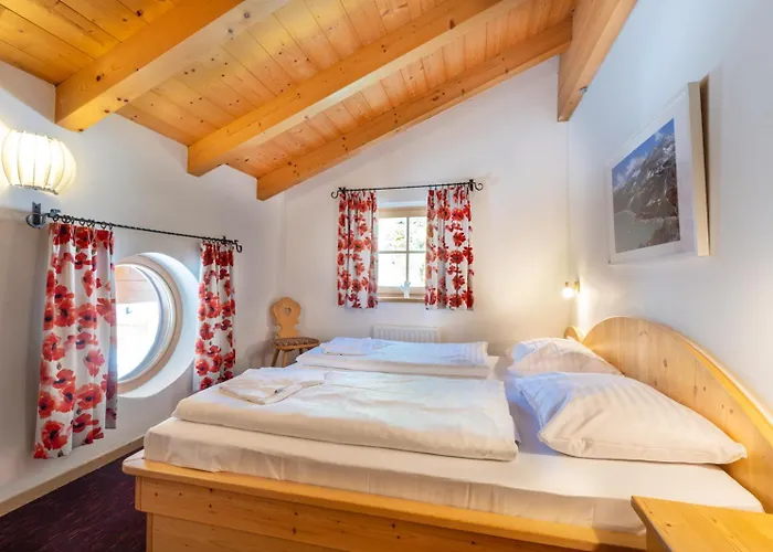 Schoeneben Om Utens Wald im Pinzgau